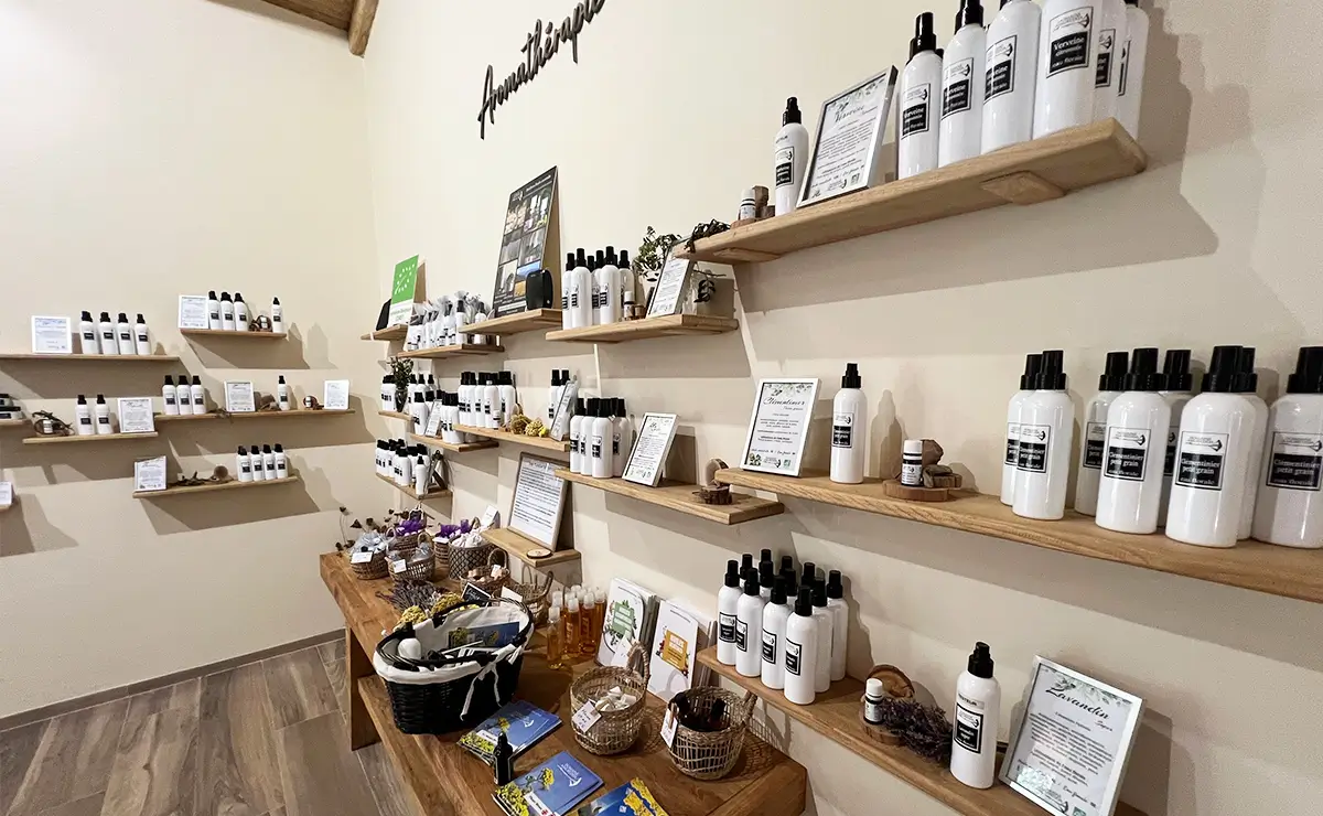 Aufguss Masters - Visita alla distilleria Essences Naturelles Corses