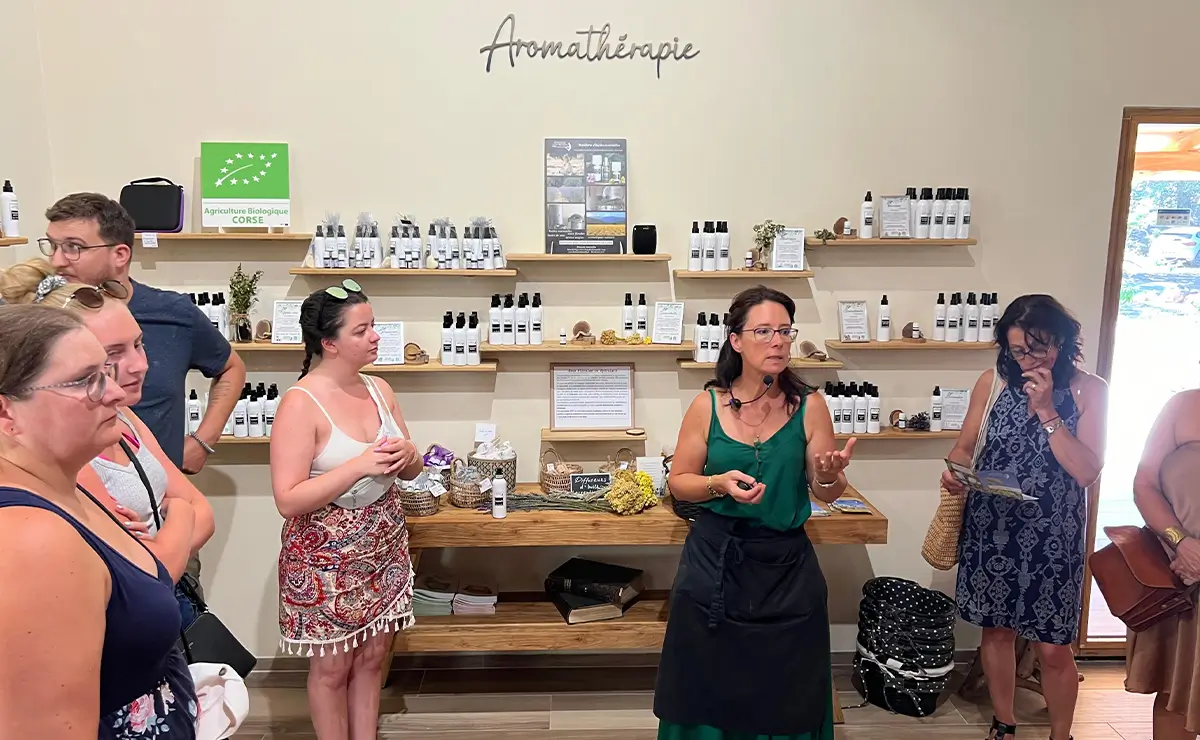 Aufguss Masters - Visita alla distilleria Essences Naturelles Corses