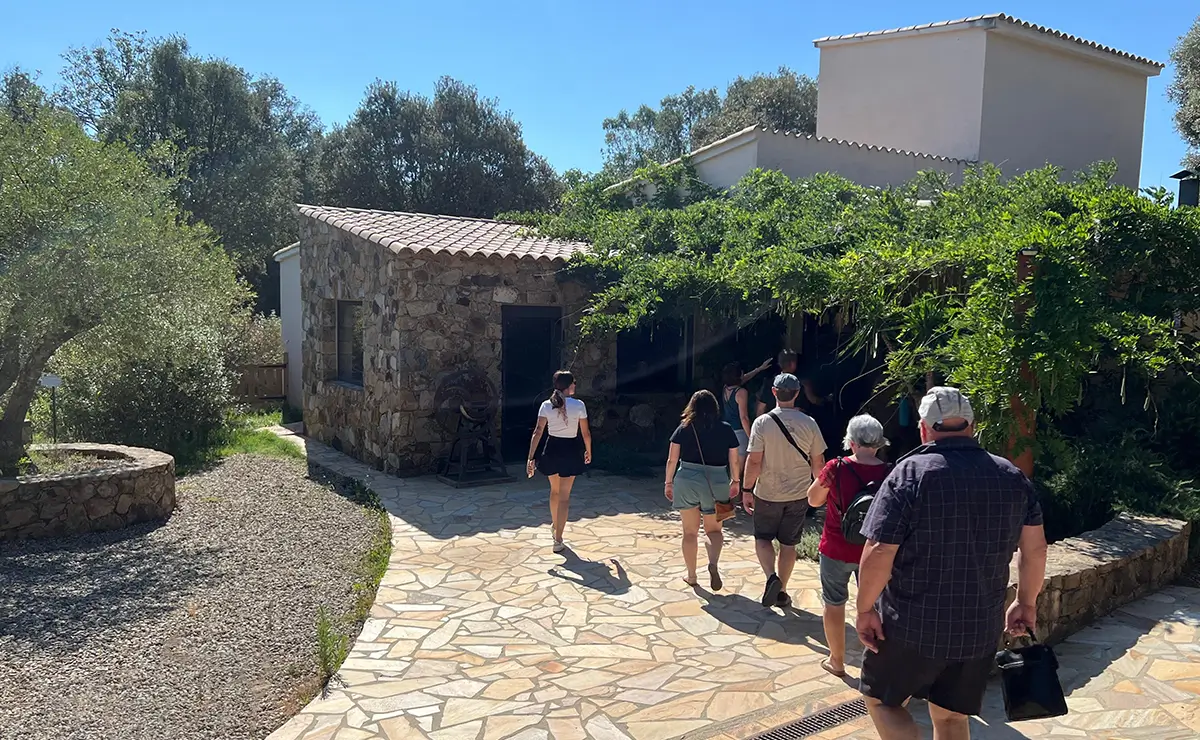 Aufguss Masters - Visita alla distilleria Essences Naturelles Corses